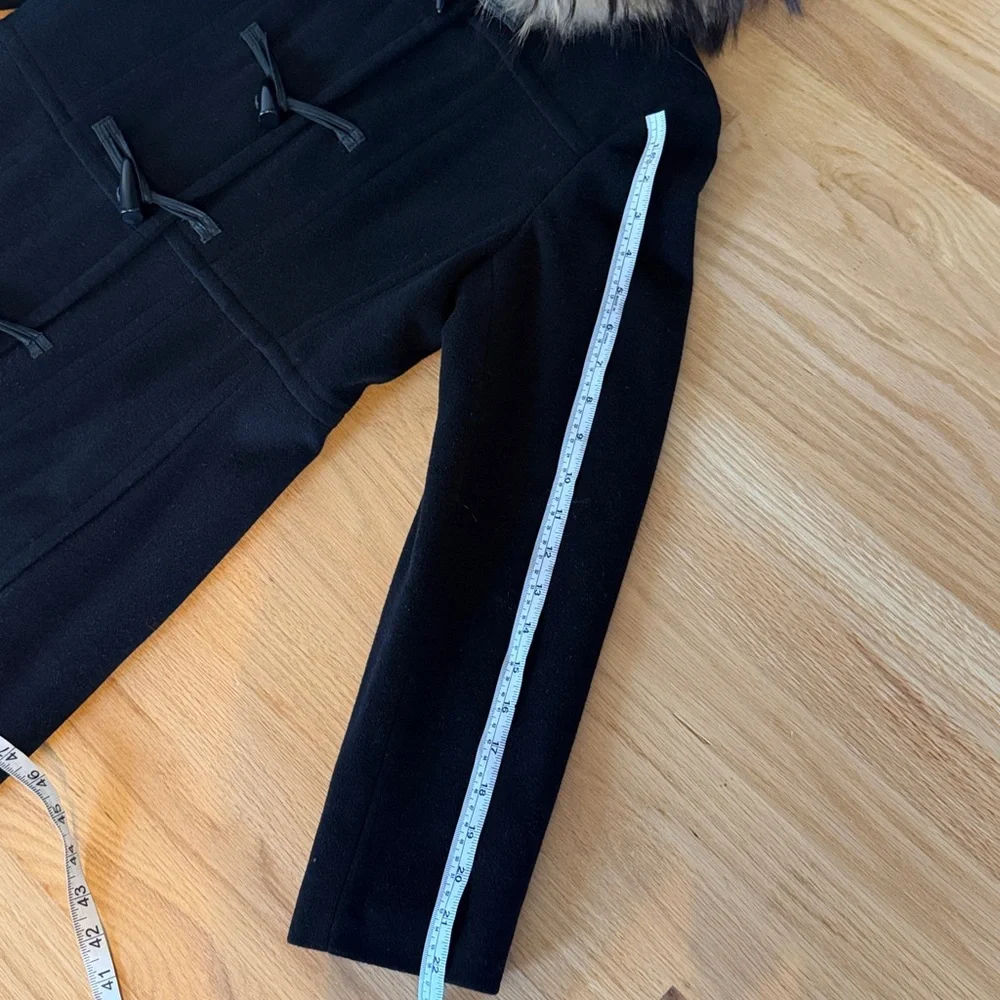 Marc NY by Andrew Marc Black Wool/Cashmere Coat with Genuine Fur Hood, Size 4 - Picture 7 of 15